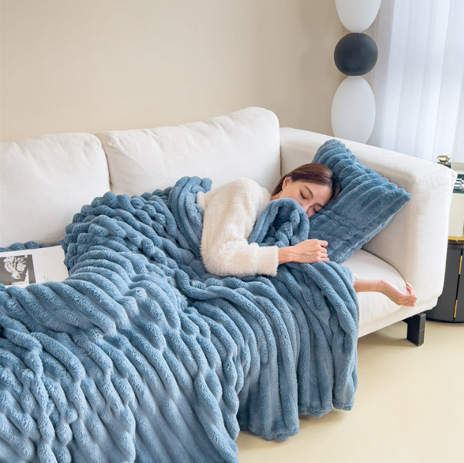 Double-sided bubble velvet fur blanket thick warm cover throw | ideal for all seasons