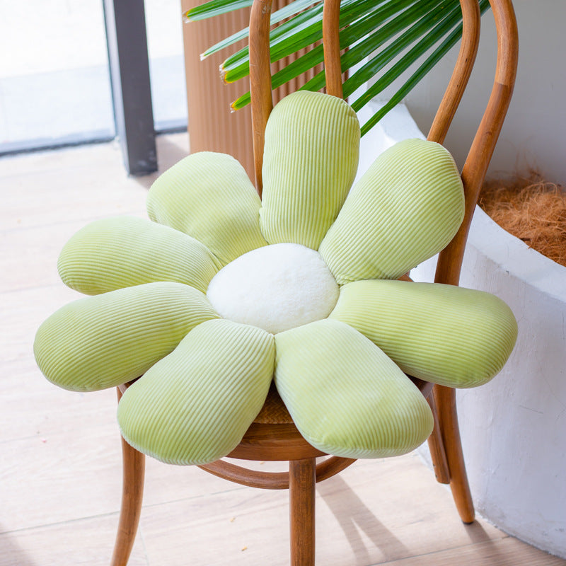 Plush flower shaped cushion with pp cotton filling
