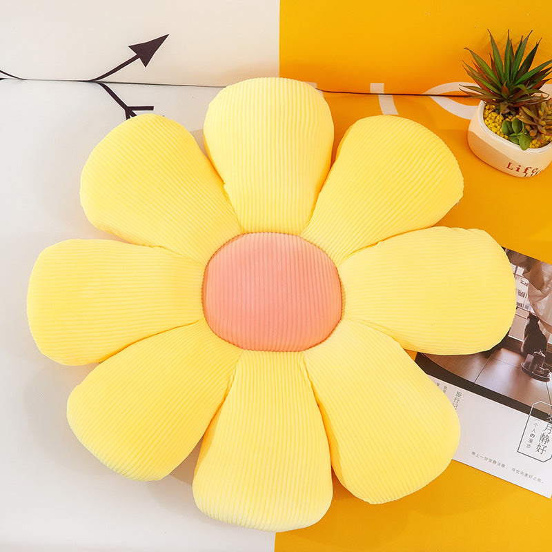 Plush flower shaped cushion with pp cotton filling
