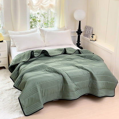 Plain seersucker cooling quilt with soft washable fabric