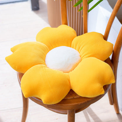 Plush flower shaped cushion with pp cotton filling