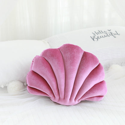 Shell shaped plush nap pillow with pp cotton filling