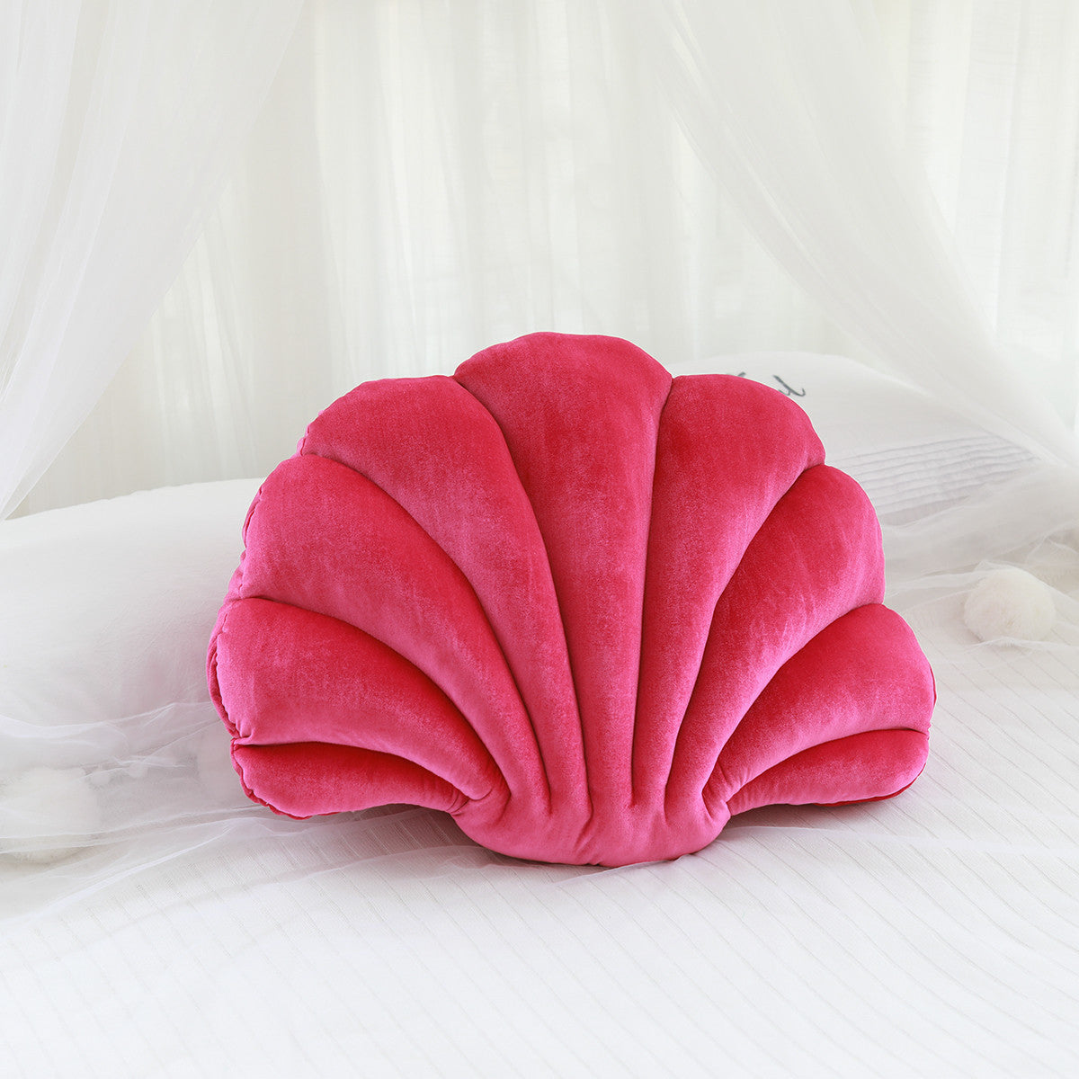 Shell shaped plush nap pillow with pp cotton filling
