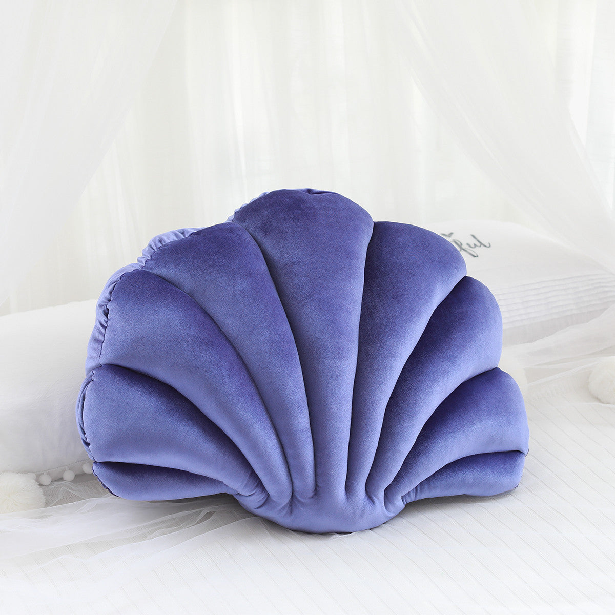 Shell shaped plush nap pillow with pp cotton filling