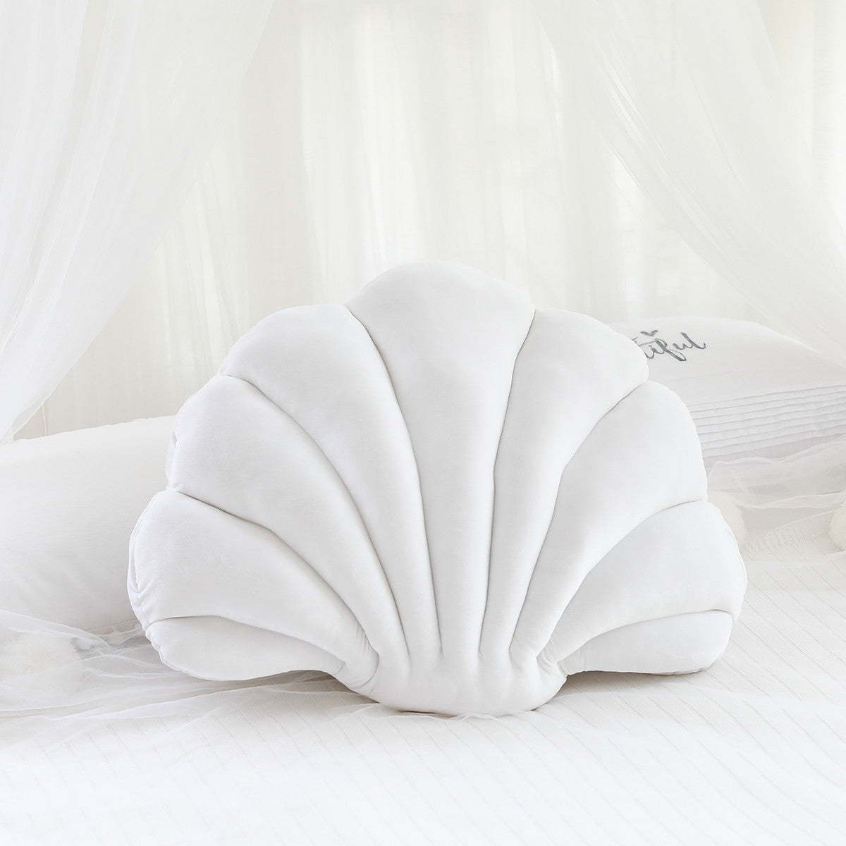 Shell shaped plush nap pillow with pp cotton filling